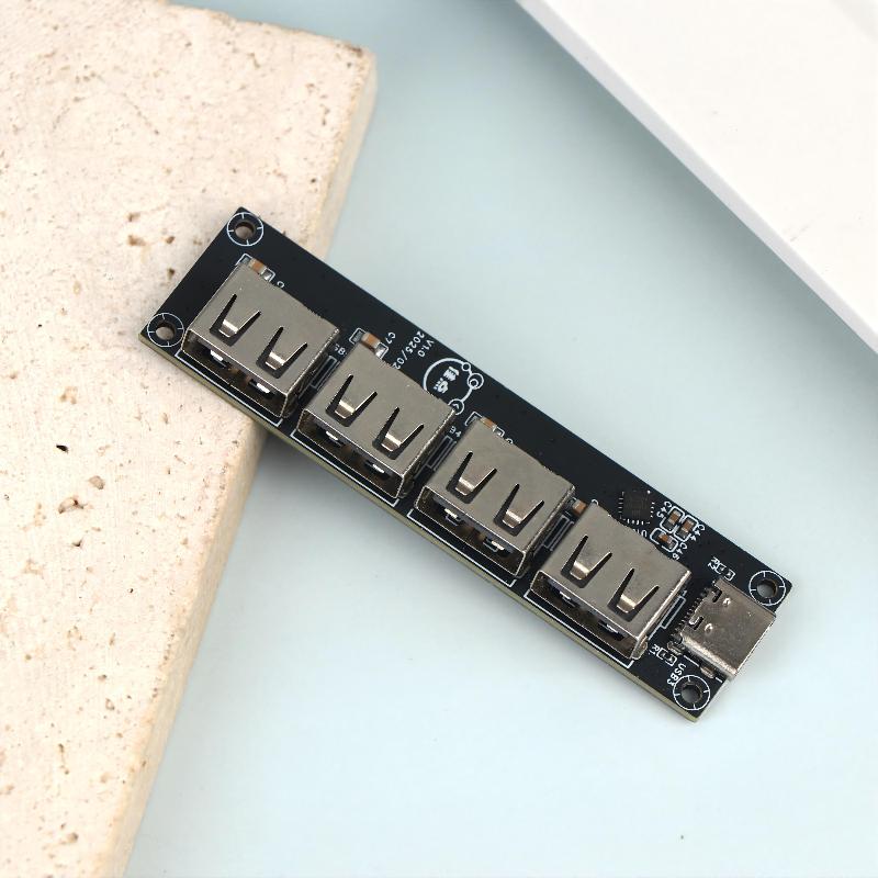 Hub USB 2.0 4-portowy Adapter  – Modular Power Supply recenzja i cena